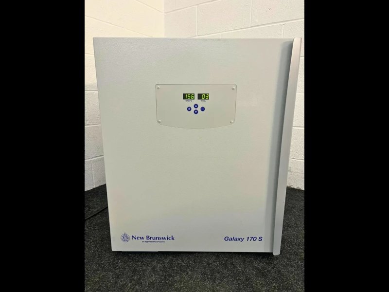New Brunswick Galaxy 170 S Incubator