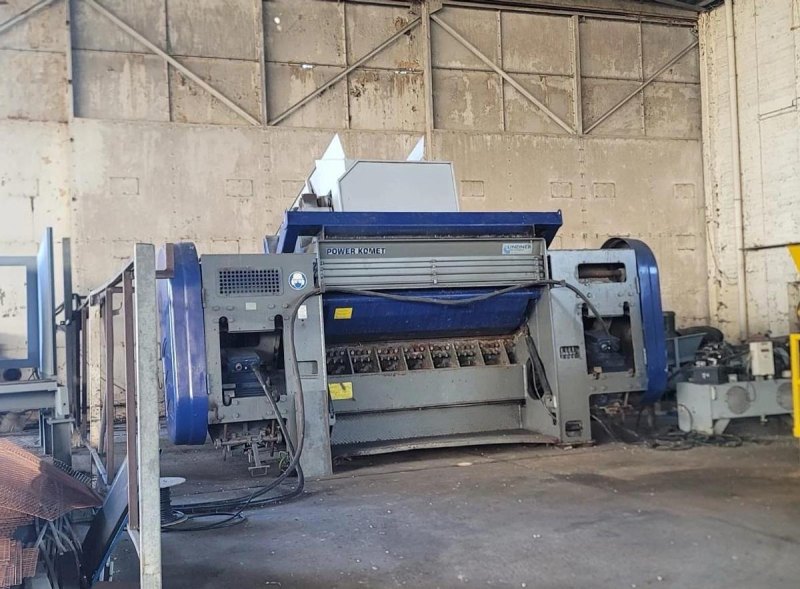 2010 Lindner Komet 2800 Single-Shaft Shredder