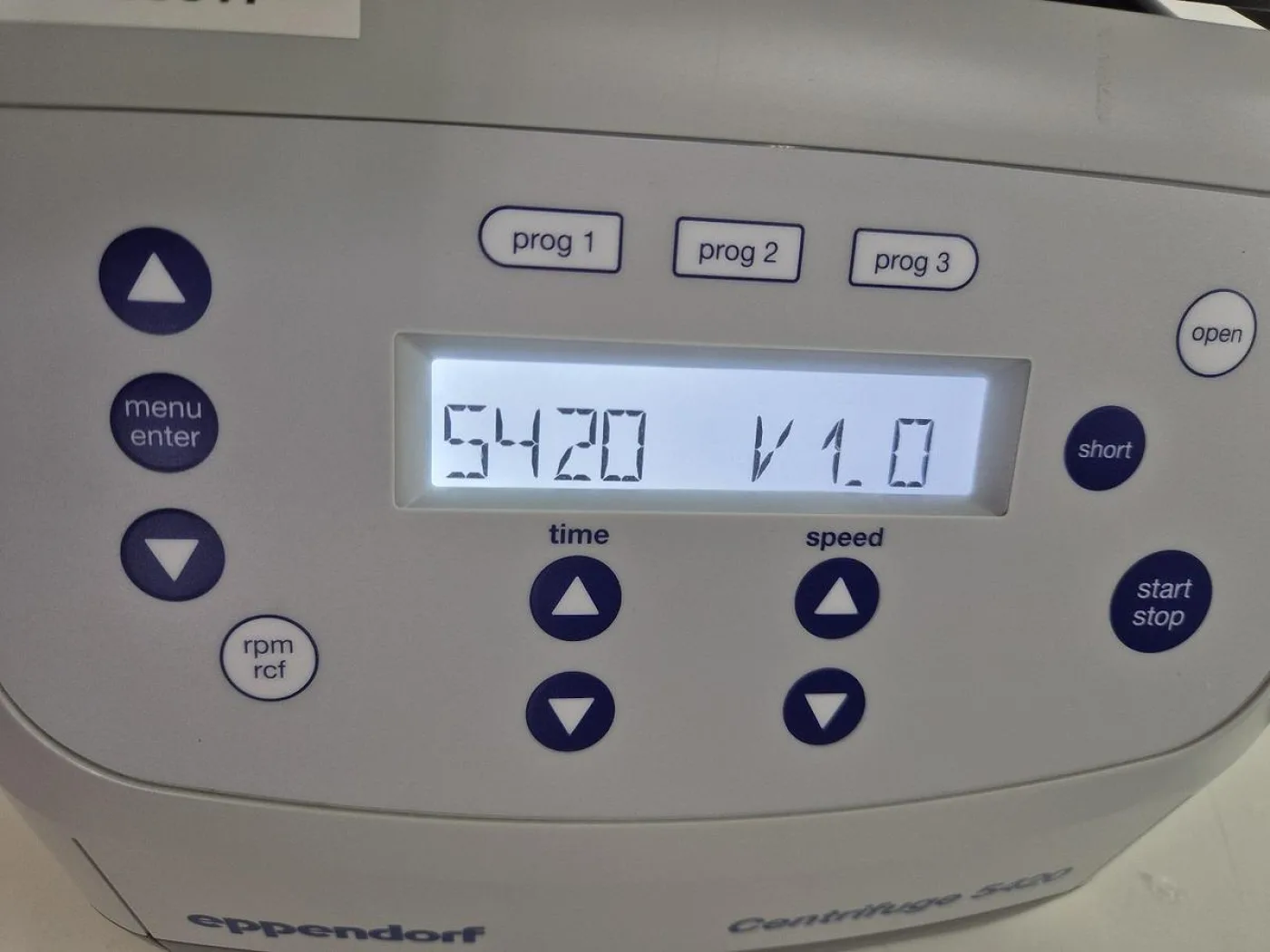 Eppendorf 5420 Centrifuge - 3
