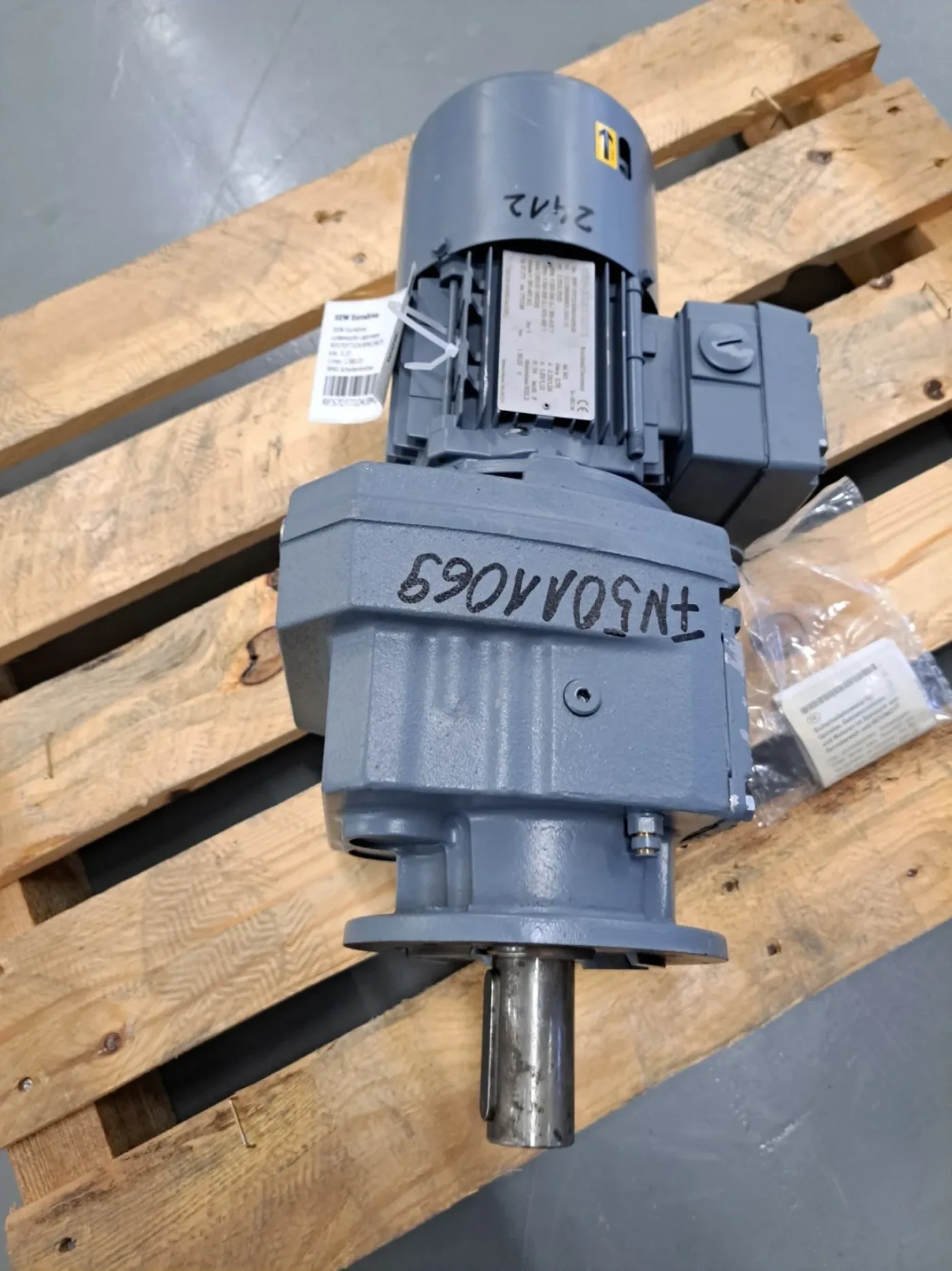 SEW Eurodrive Getriebemotor RF57DT71D4/BMG/HR/IS - 2