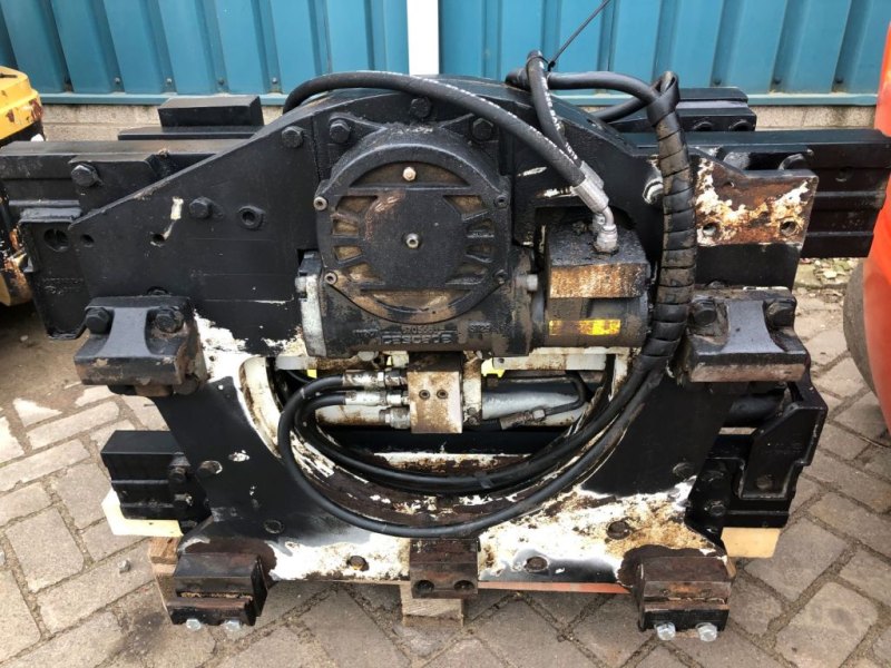 Cascade fork positioner with rotator FEM2- FEM3