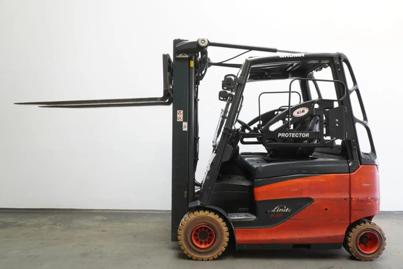 Frontstapler Linde E 25/600 HL 387-00 (2017) - 3