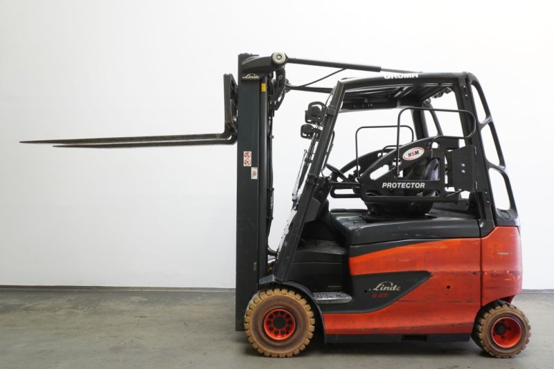 Frontstapler Linde E 25/600 HL 387-00 (2017)