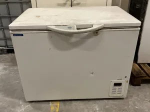 USED P. SELECTA 2101040 LABORATORY FREEZER