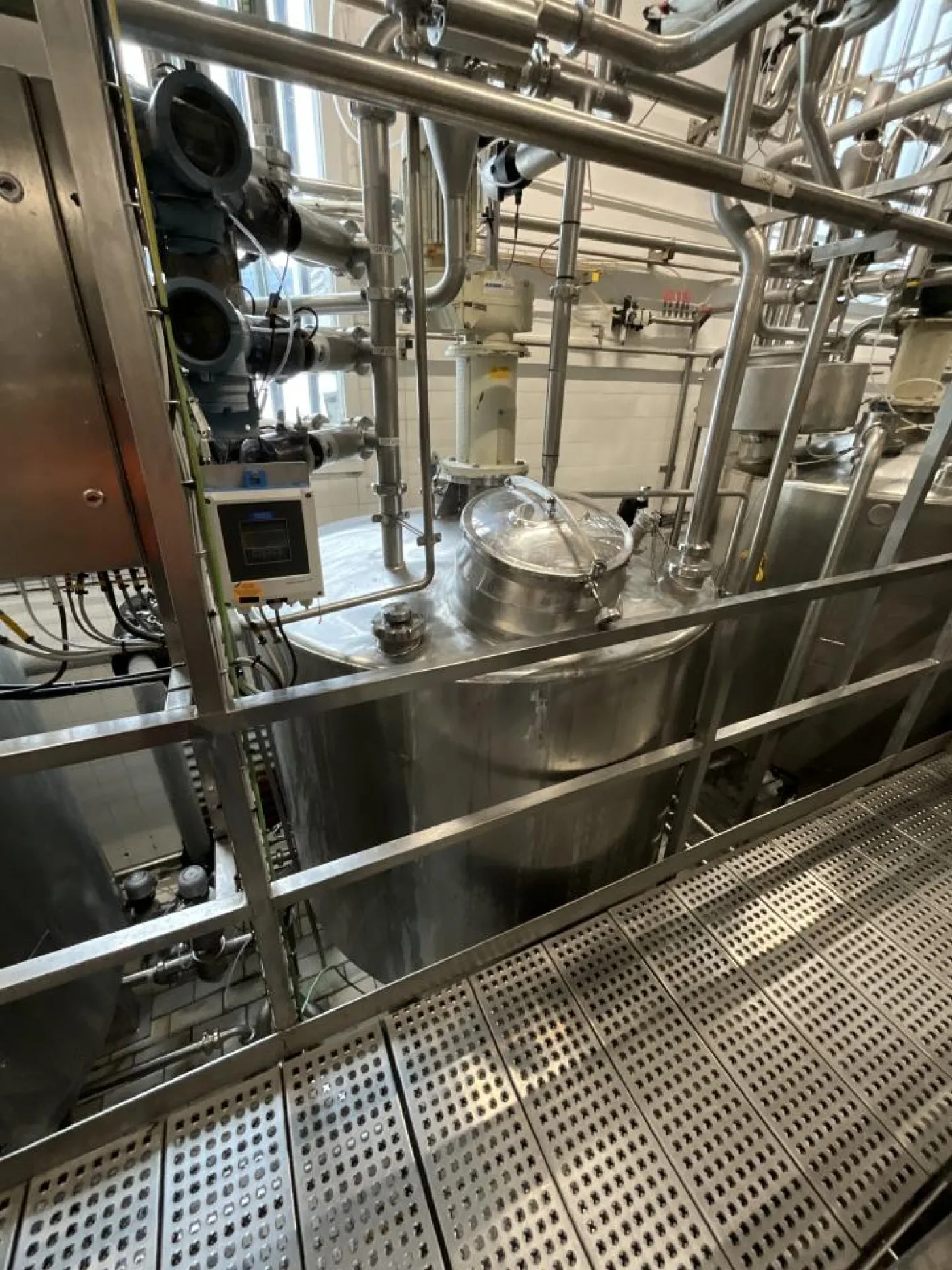Unknown 3000 Litre Stainless Steel Mixing Tank - 2