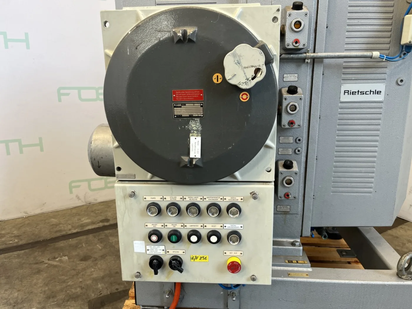 Rietschle VWP-160-3 - Vacuum pump - 8