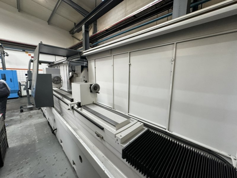 RECTIFIEUSE CNC CYLINDRIQUE “GER” TYPE CP-3000 CNC