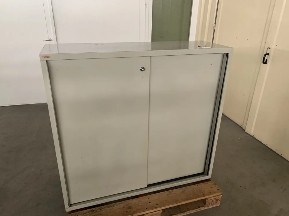 ARMOIRE A OUTILS A 2 PORTES COULISSANTES ""