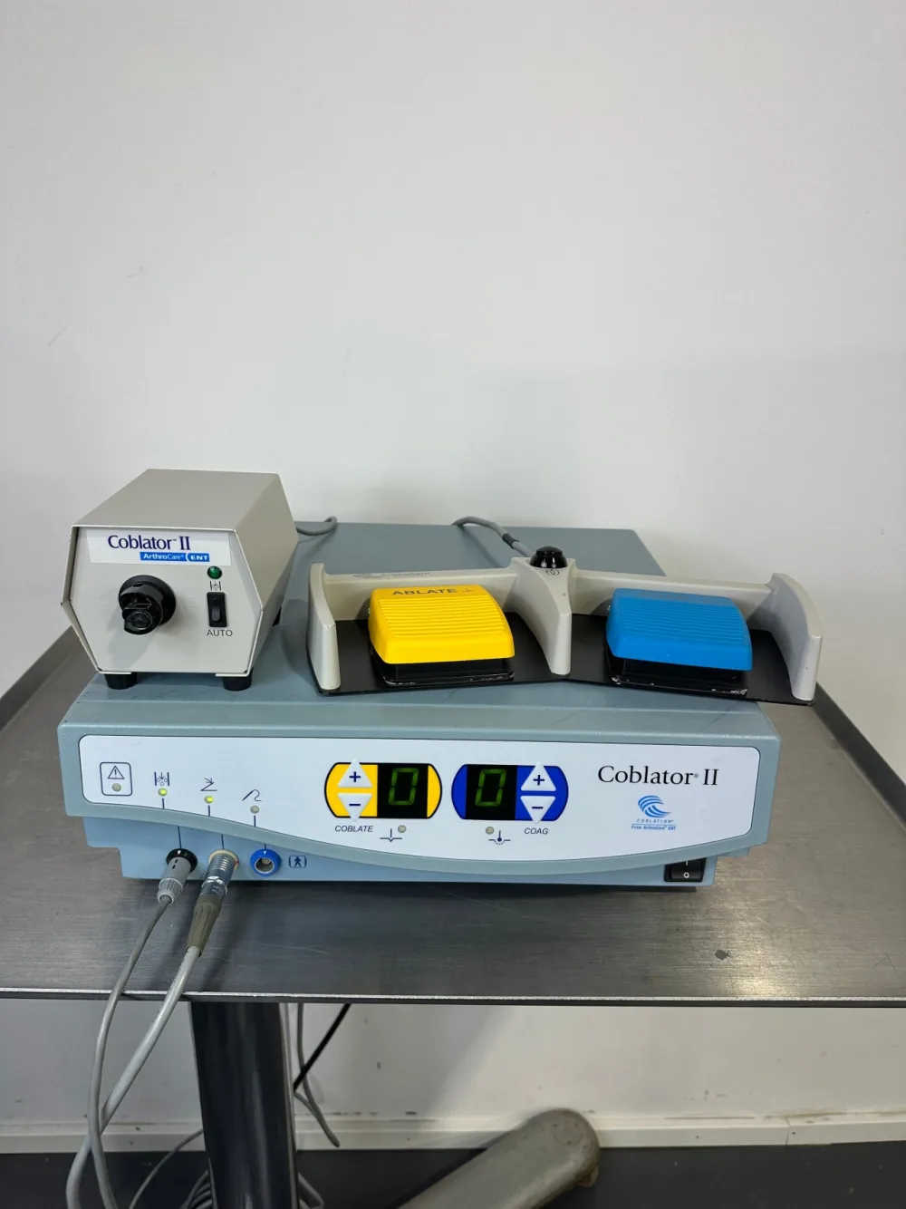 Arthrocare RF-8000 E Coblator 2 RF-Chirurgiegerät