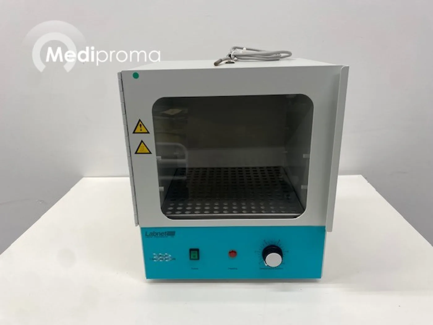 Labnet I5110-230 Mini Incubator - 1