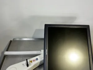 Elo ET1928L-8CWM-1 LCD-Touch-Sreen-Monitor (Optische Mängel)