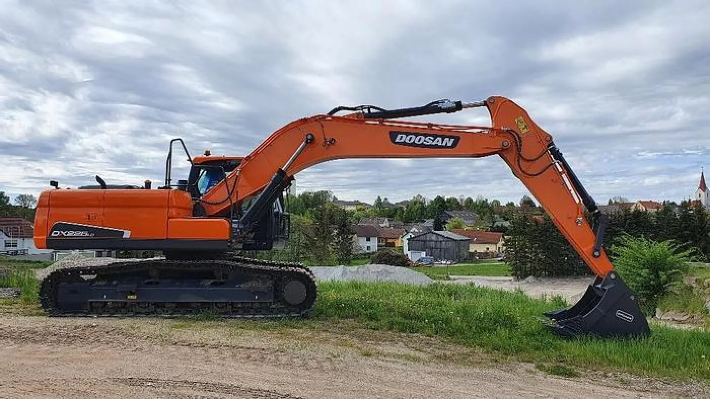 Doosan DX225 LC Kettenbagger - 5