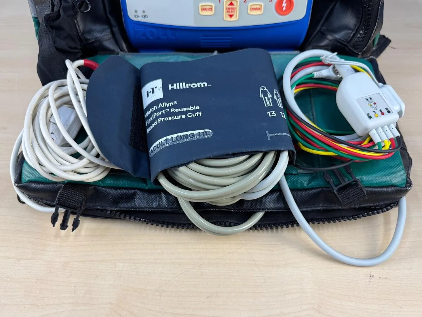 Zoll X Series Defibrillator REF: 6662 PV ELST Without Power Supply - 5