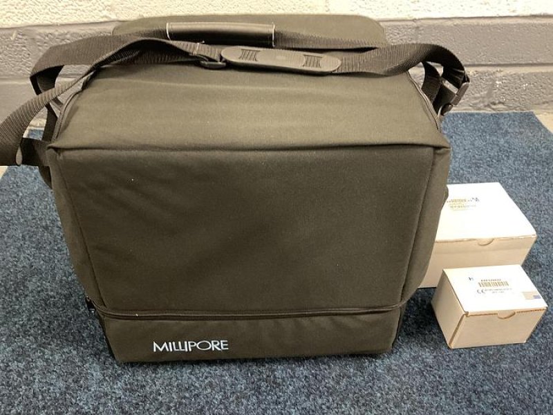 Millipore XX6310000 Incubator