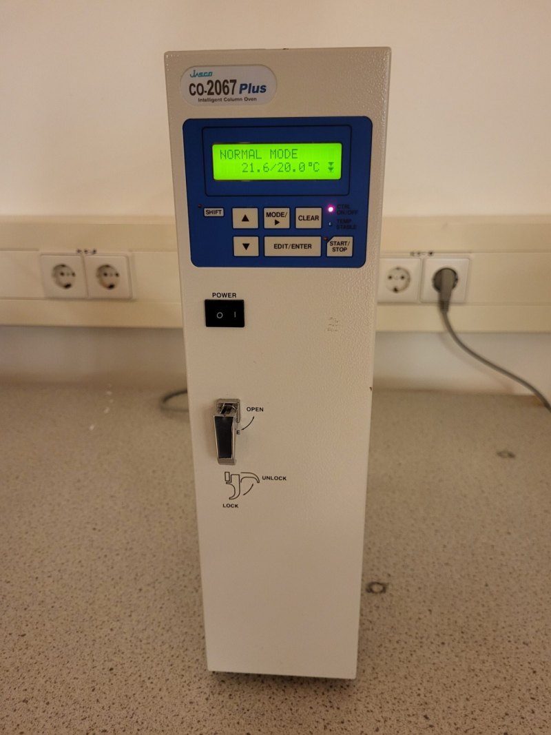 2553 - Used Jasco CO-2067 HPLC column oven/cooler