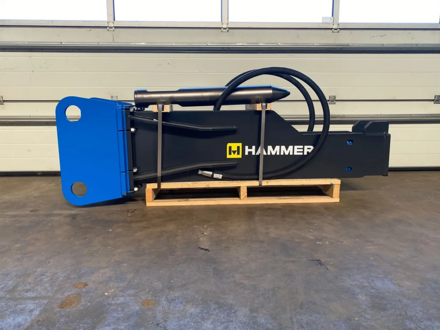 Hammer HS1000 fits 8-16 Ton excavator - 1