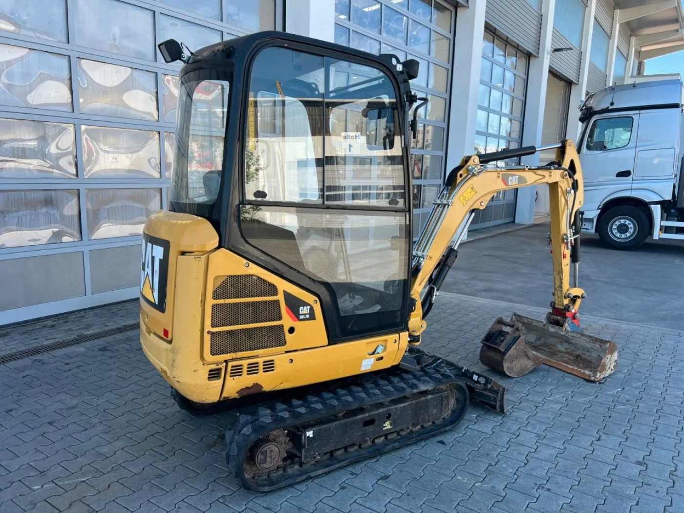 Cat 301.7D / 2015 / nur 1.912h / - 4