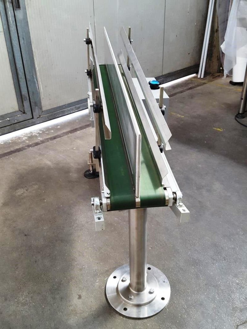 NASTRO TRASPORTATORE A TAPPETO IN ACCIAIO INOX DOPPIA GUIDA