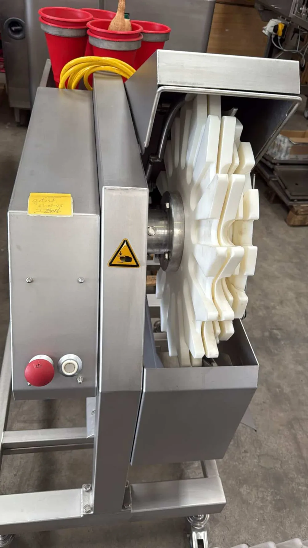 Wing portion cutter, Foodmate (2015)