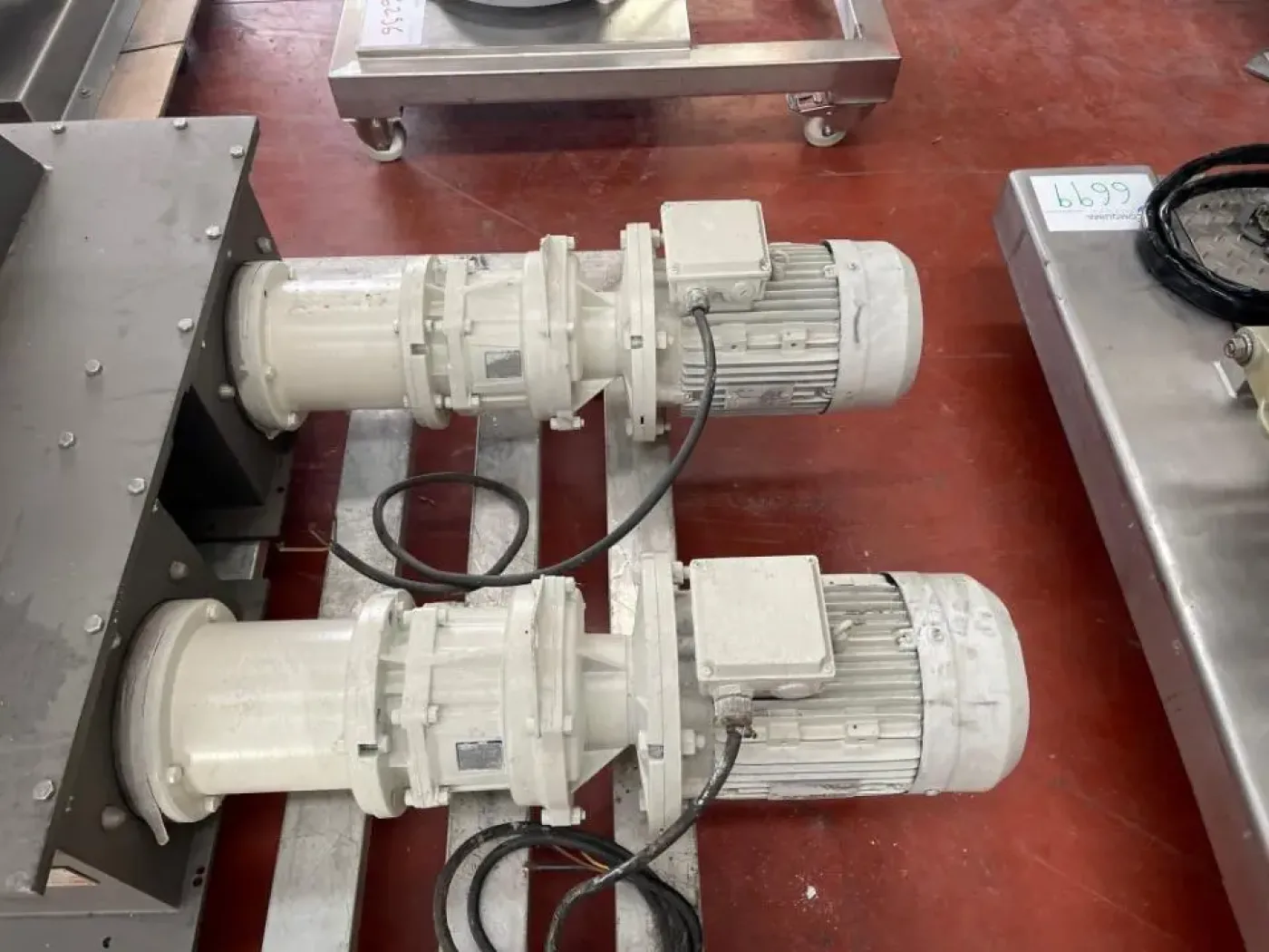 USED HOSOKAWA PC 600 DOUBLE SHAFT GRANULATOR - 1