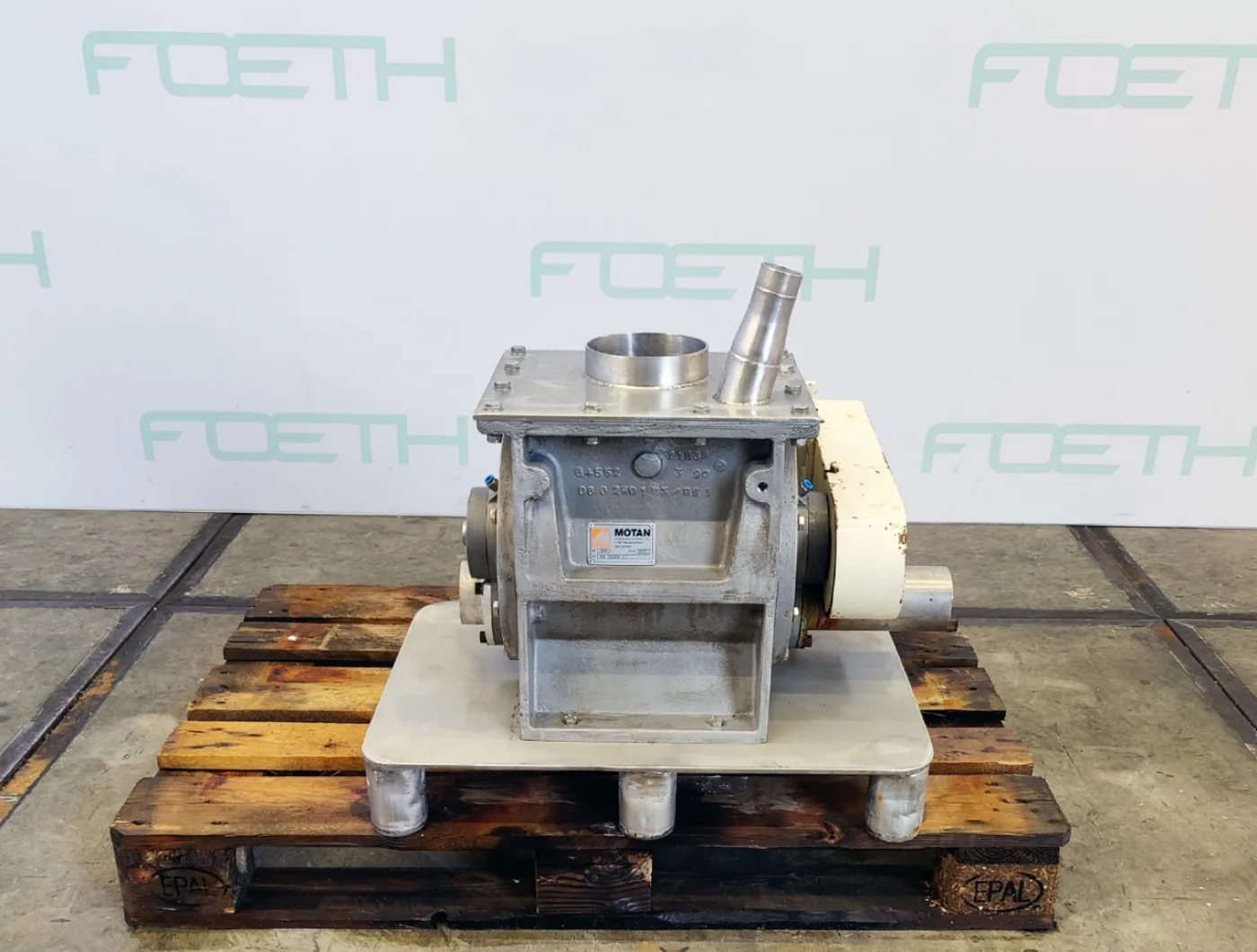 Motan D6320/21.6CC - Rotating valve - 5