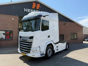 DAF XG 480 with stationary air conditioning, 2 fuel tanks, PTO prep, Dutch truck, in excellent condition