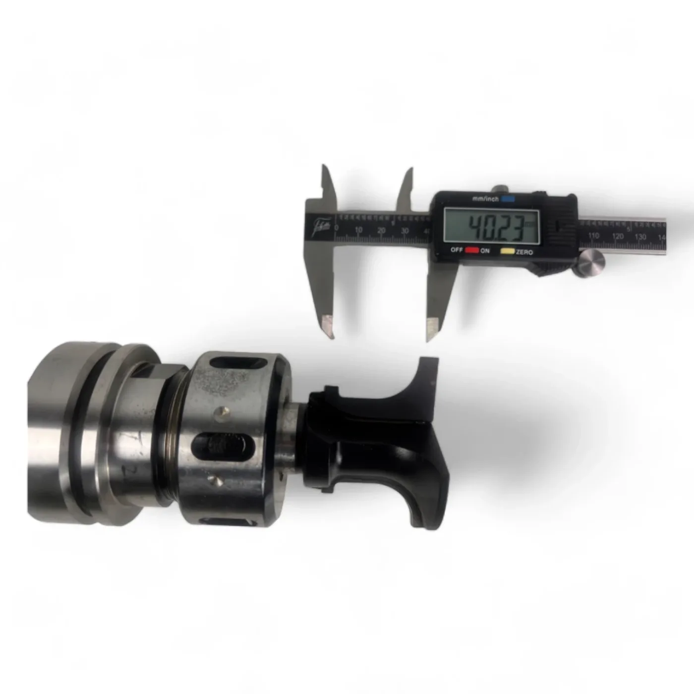 HSK 63 F Spannzangenfutter mit austauschbaren Spannzangen und HW Profilfräser Ø 22 mm, L=40 mm, Z=2 - 6