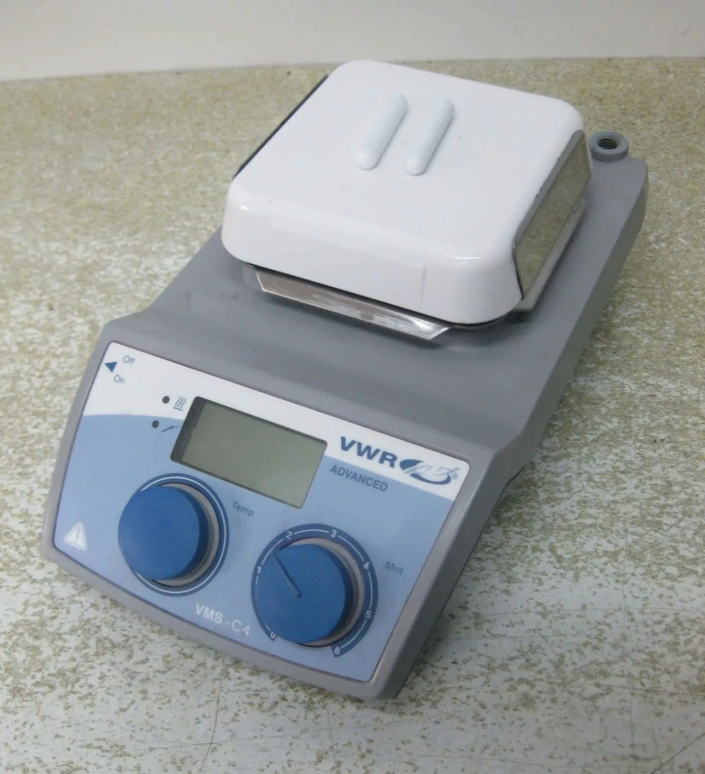VWR VMS-C4 Verwarmingsplaat met Magneetroerder - 1