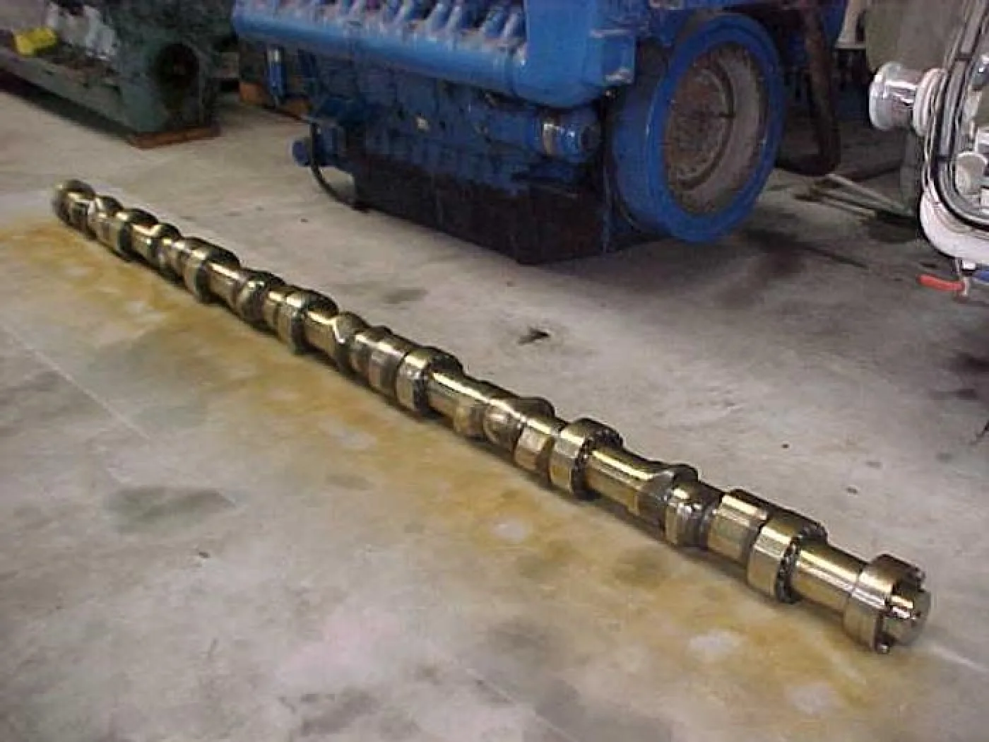 CAMSHAFT SECTIONS DEUTZ RBV6M540 - 2