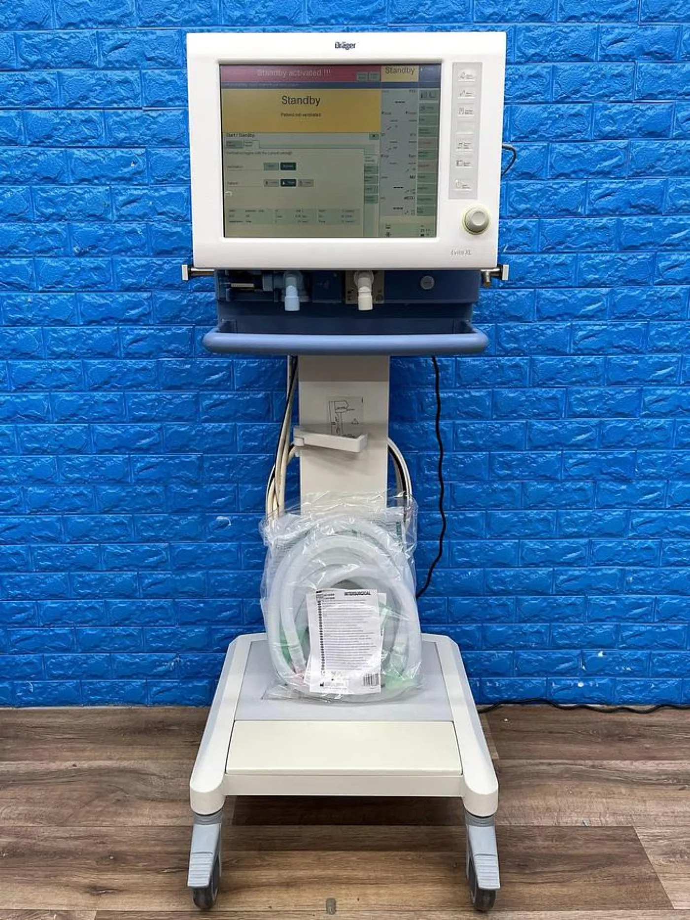 Drager Evita XL Ventilator YOM: 2008 - 3