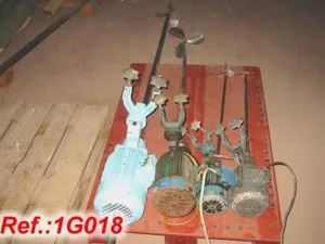 AGITADORES DE HÉLICE CON BRIDAS