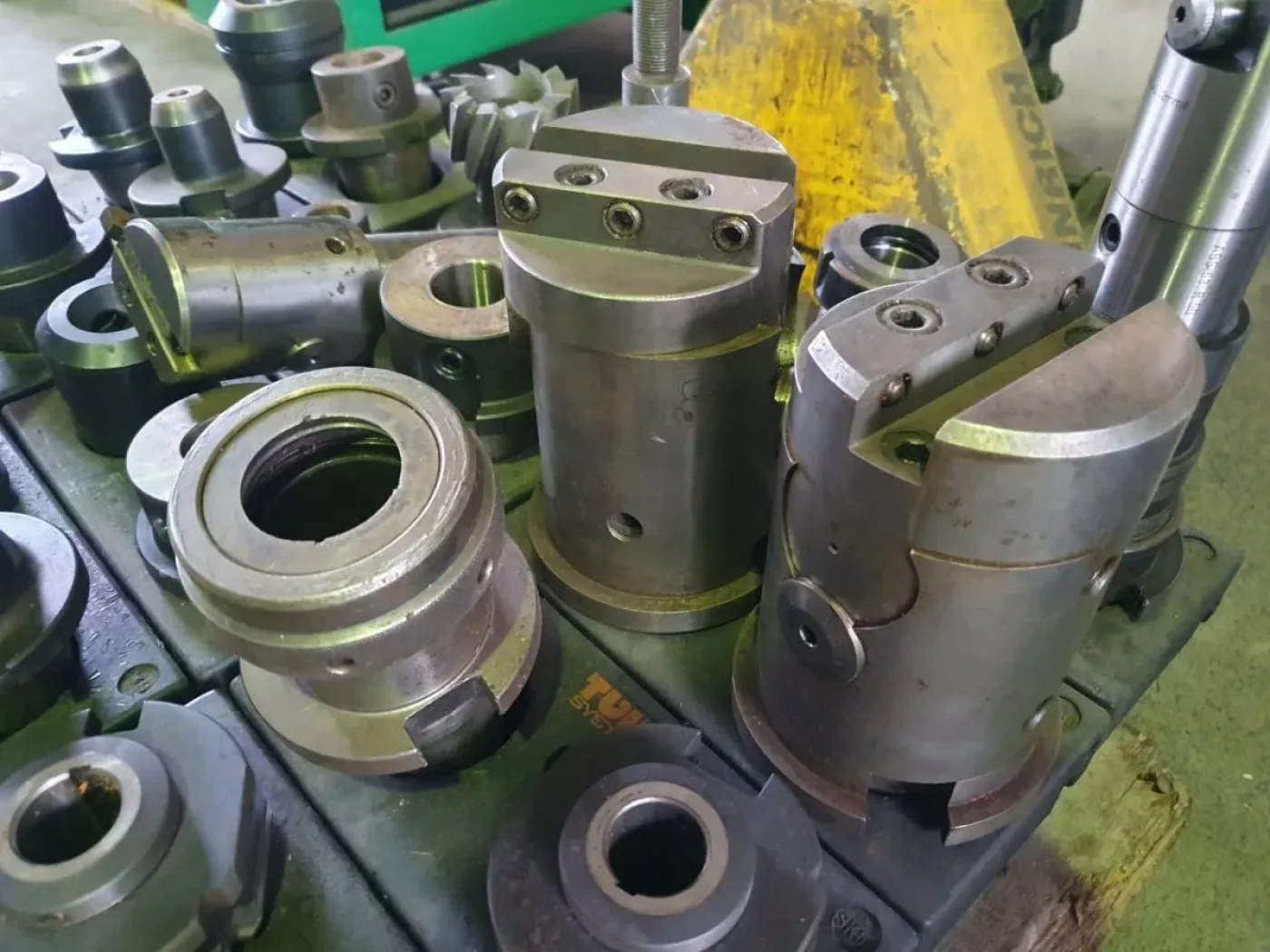 SK 50 + TUL KELCH UNBEKANNT - 6