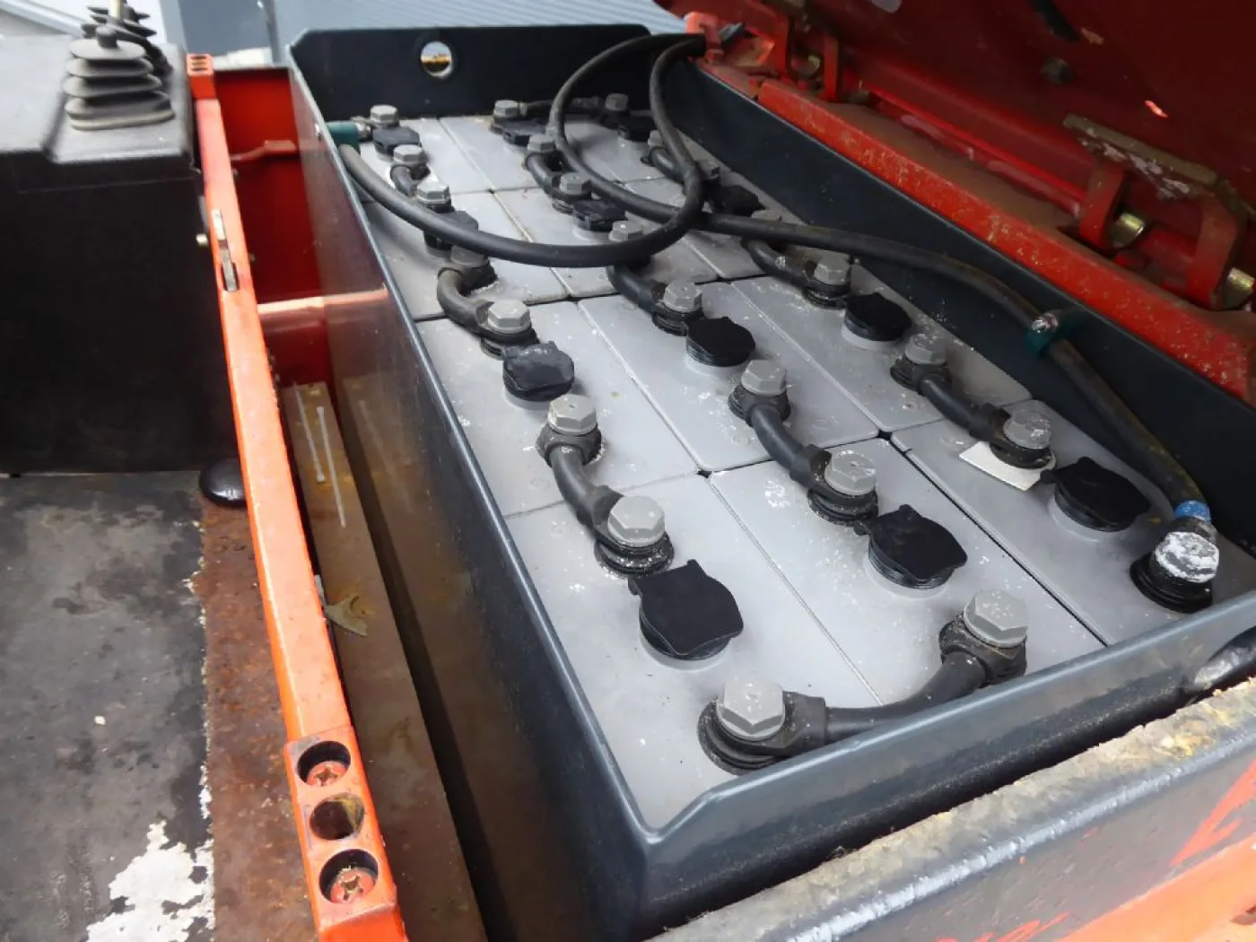 Linde E12 - 6