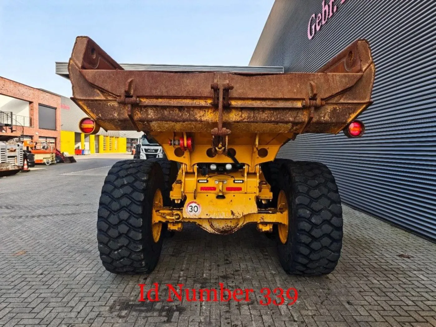 BELL B30E 6x6 - 6