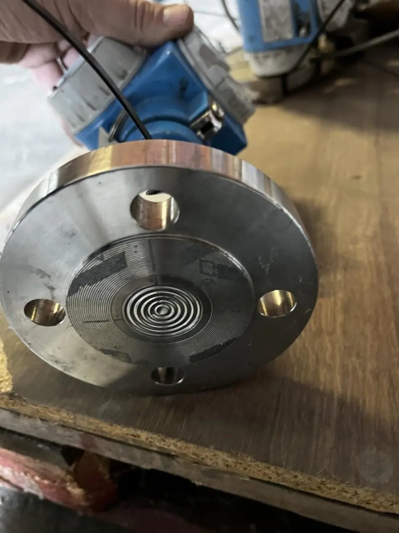 PRESSURE GAUGE C7064