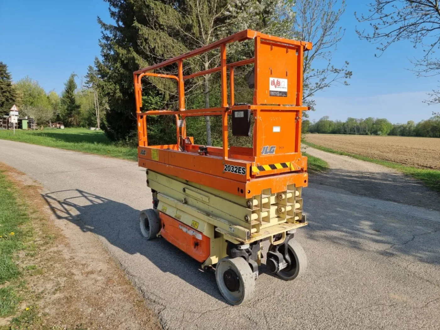 JLG - 2032 ES - 5