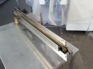 NASTRINO TRASPORTATORE IN ACCIAIO INOX MOTORIZZATO