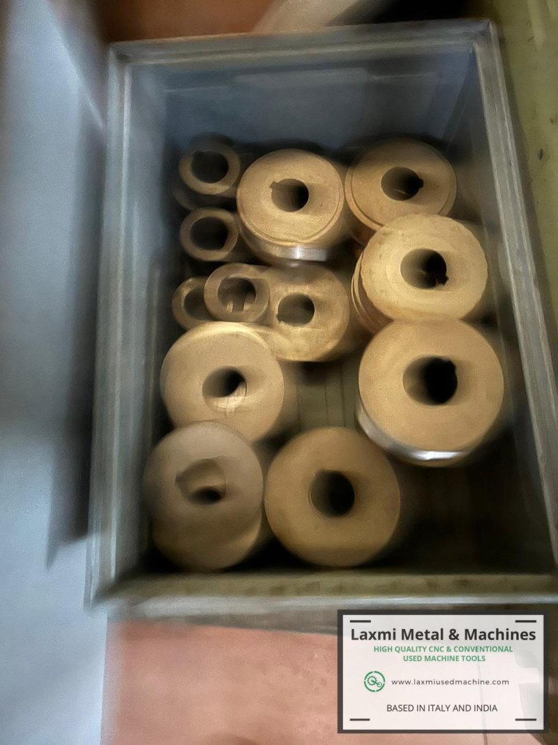 THREAD ROLLING MACHINE, WMW - UPW 25.1 - Laxmi Metal & Machines, Rohtak
