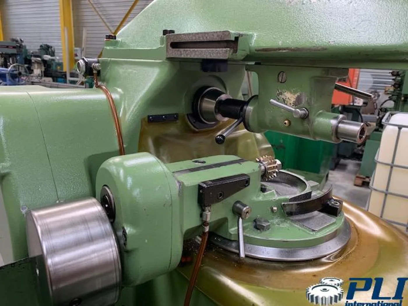 Generation pruning machine MIKRON 102.05 SPS - 5