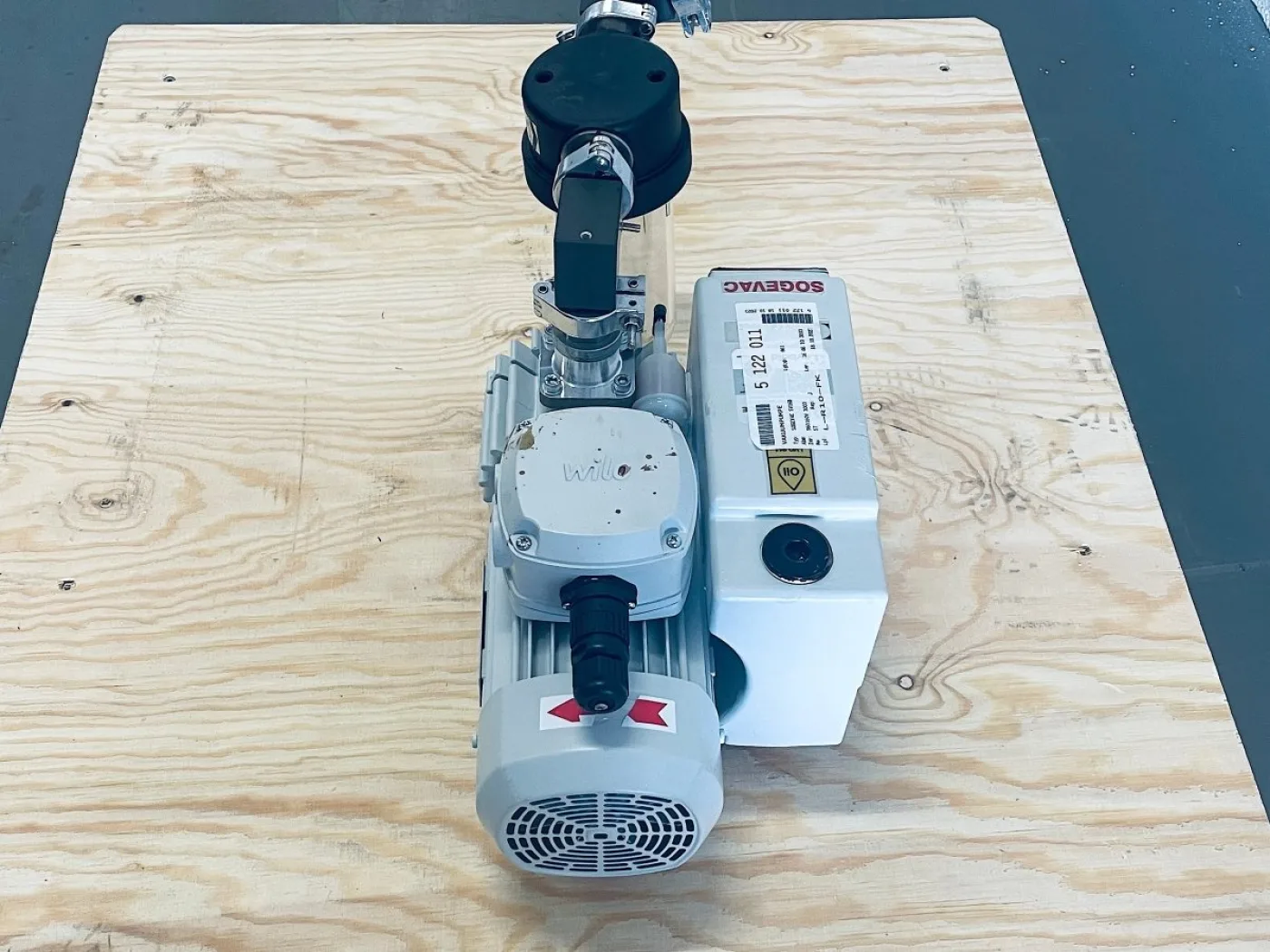 Leybold SOGEVAC Wilo Vakkumpumpe WO71075-2-B3 - 3