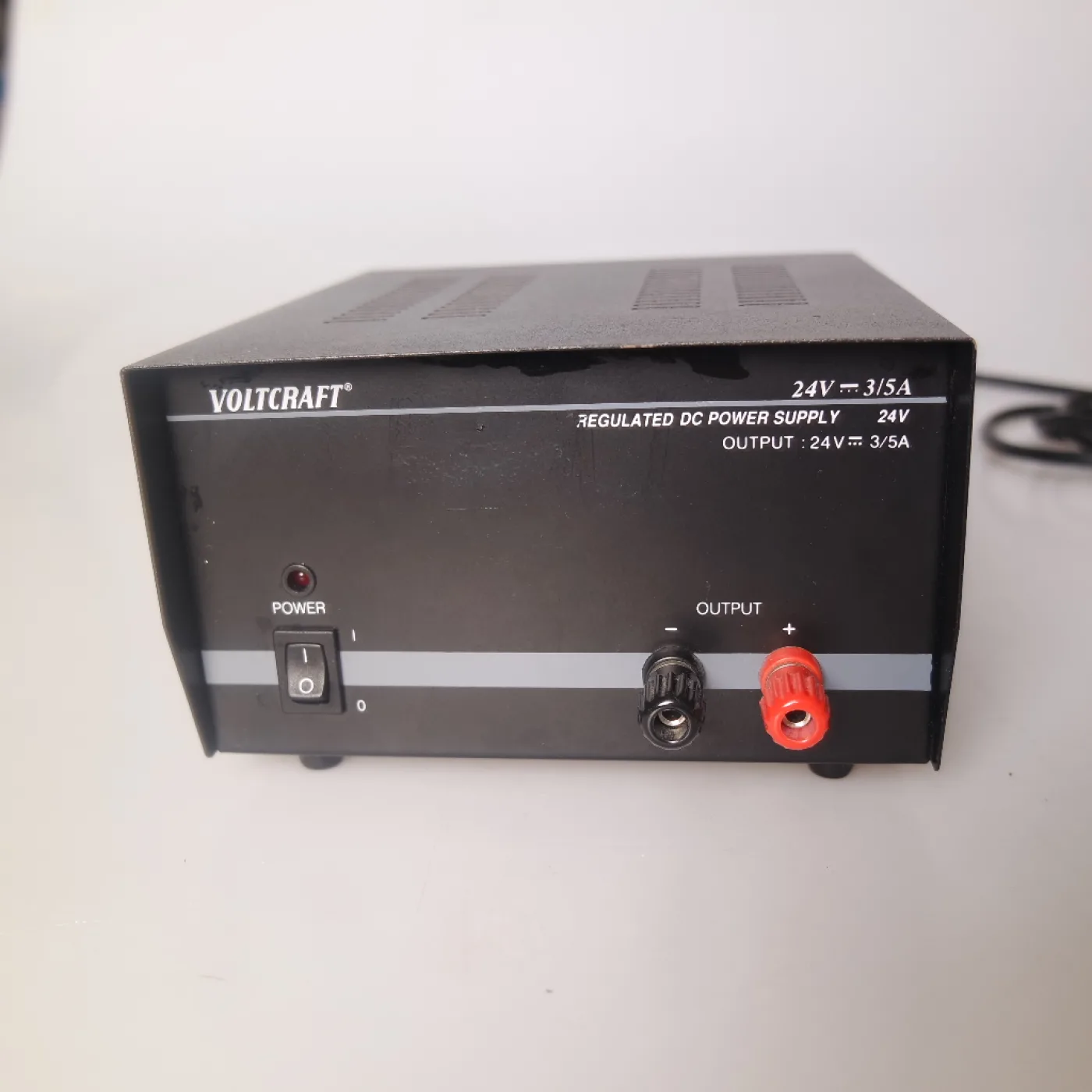 1221- Used Voltcraft regulated dc power supply 24V-3/5A - 1