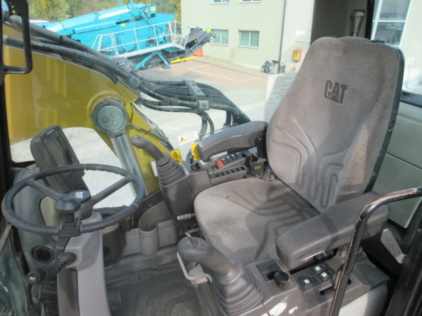Caterpillar M313D Material Handler - 7