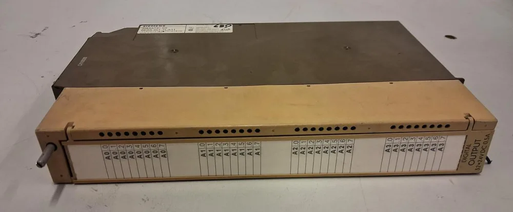 Siemens SIMATIC S5 Modul 6ES5 451-7LA11 digitales Ausgangsmodul