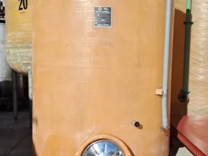 FIBERGLASS TANK MODEL STORAGE/VINIFICATION, CAPACITY 50 HL , FLAT BOTTOM, SECOND HAND EQUIPMENT