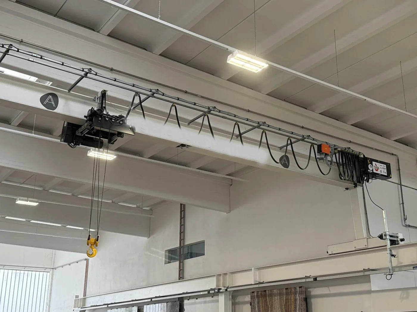 2013 Hallenkräne 3 Stück/3 Overhead cranes 5 To - 4