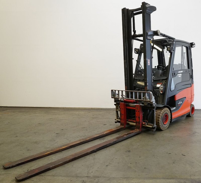Frontstapler Linde E 25/600 HL 387 (2016)