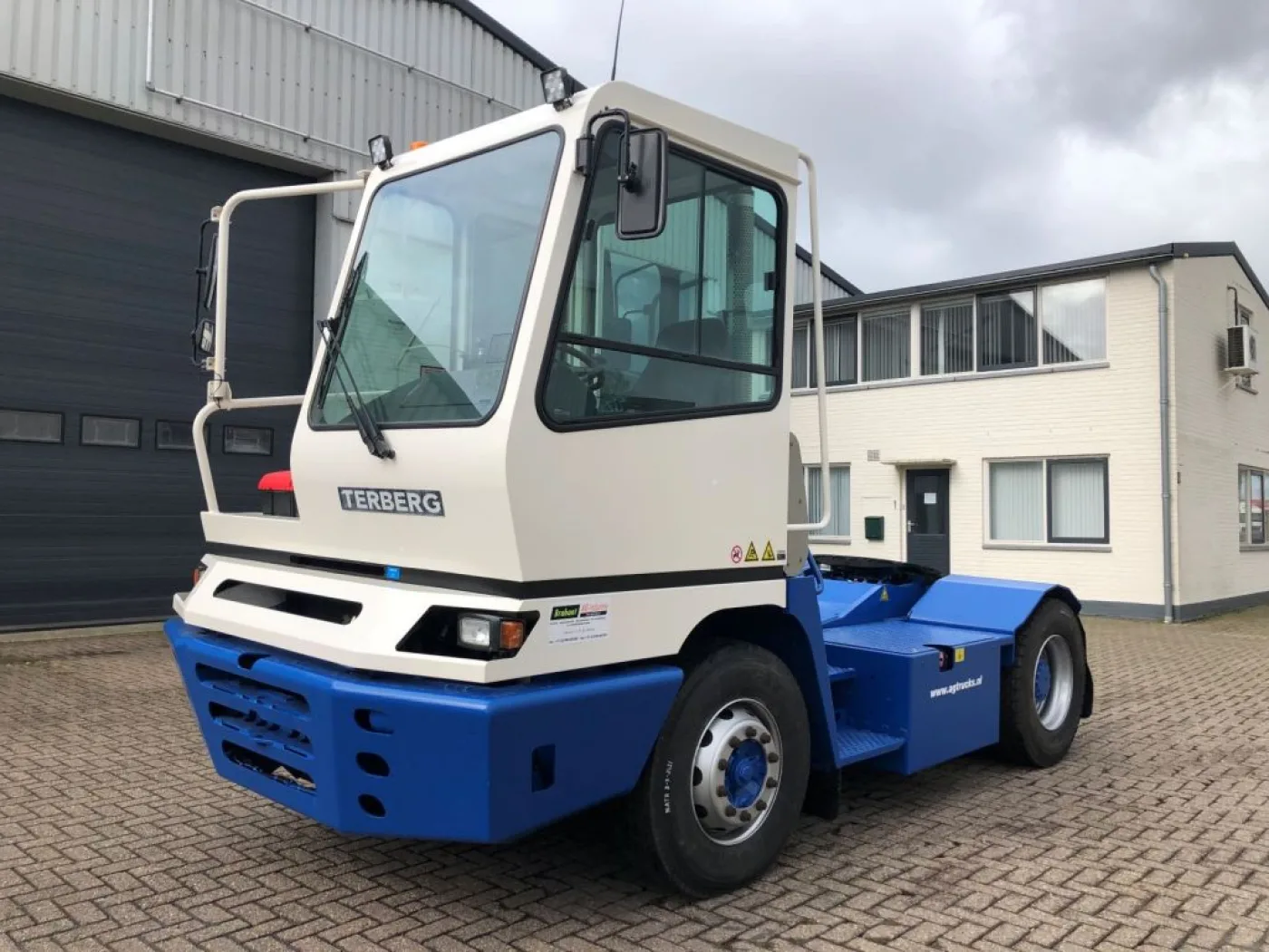 Terberg YT 222 - 3