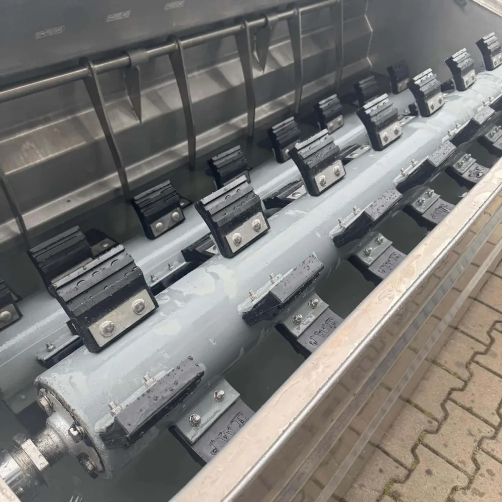 Pig scalding and dehairing unit – JWE