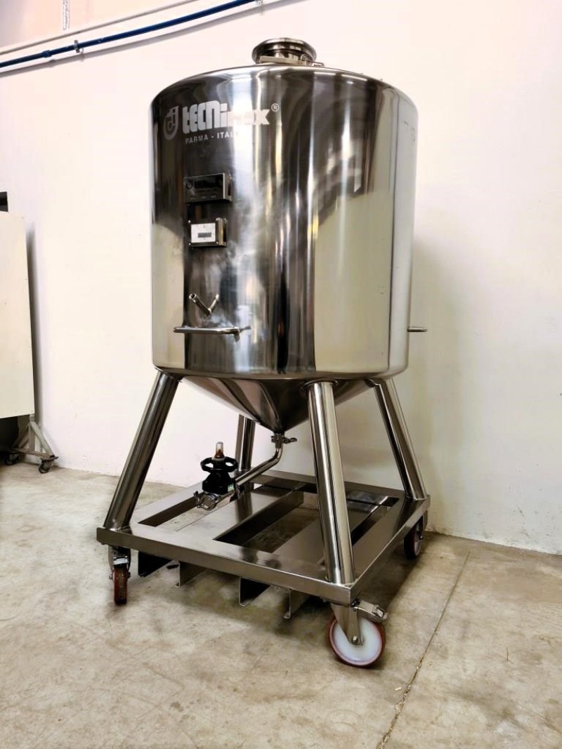 SERBATOIO CARRELLATO IN ACCIAIO – TECNINOX – MOD. 1300 L