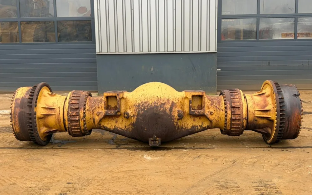 Caterpillar 990 axle